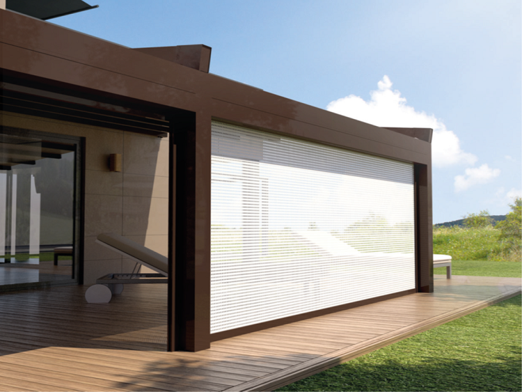 Toldo vertical guiado. Toldos en Asturias