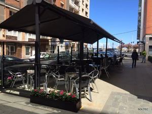 Toldo brazo telescopico
