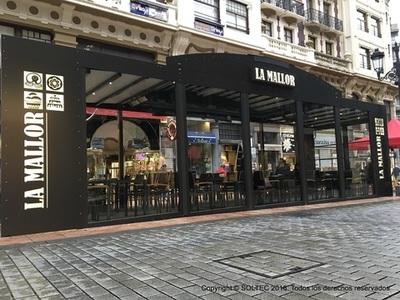 Terraza en Oviedo.- La Mallorquina