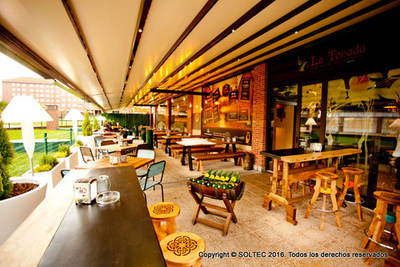 Pergola tensada.- Sidrería La Tonada Montevil